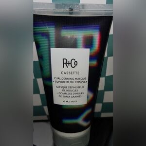 R+Co | CASSETTE |CURL DEFINING MASQUE+SUPERSEED OIL COMPLEX